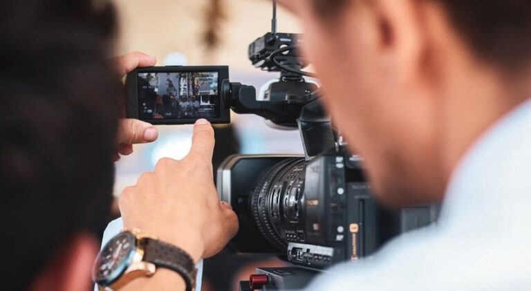 Che scuola si deve fare per fare la fotografa? corsi di fotografia